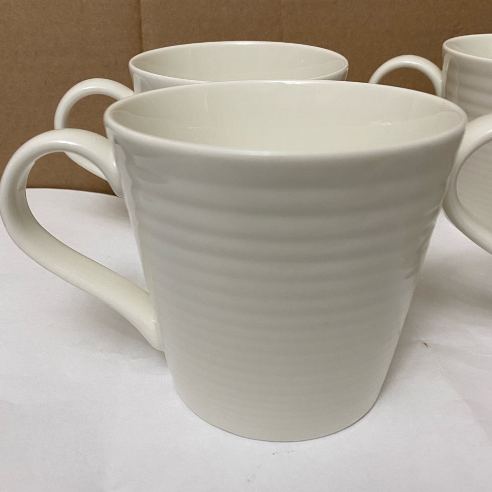 4- SET OF CUPS MUGS ROYAL DOULTON GORDON RAMSAY EVERYDAY COFFEE TEA WITHE DOVE
